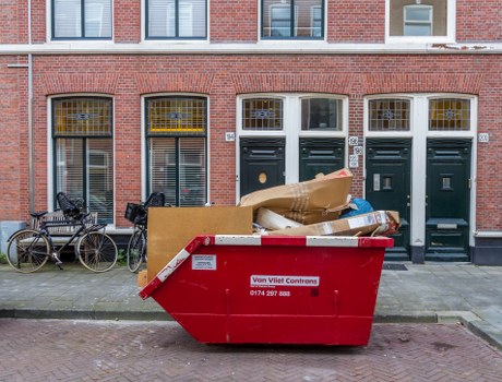 Commercial waste removal service in Euston